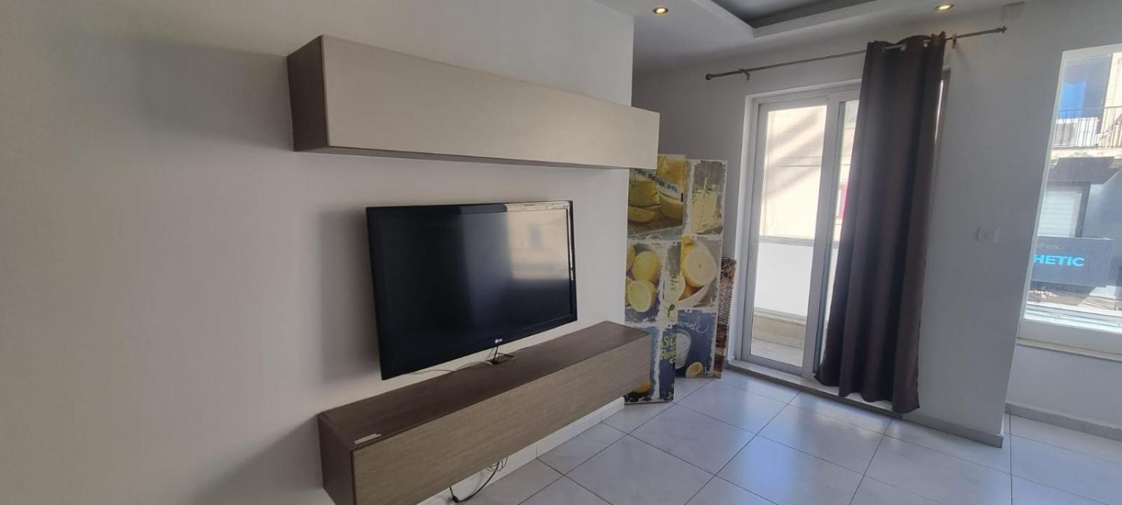 Metrostays Apartament Paceville St Julian San Giuliano Esterno foto